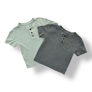 Cat & Jack | Pair of Boys Short Sleeve Tee Shirts (5T)